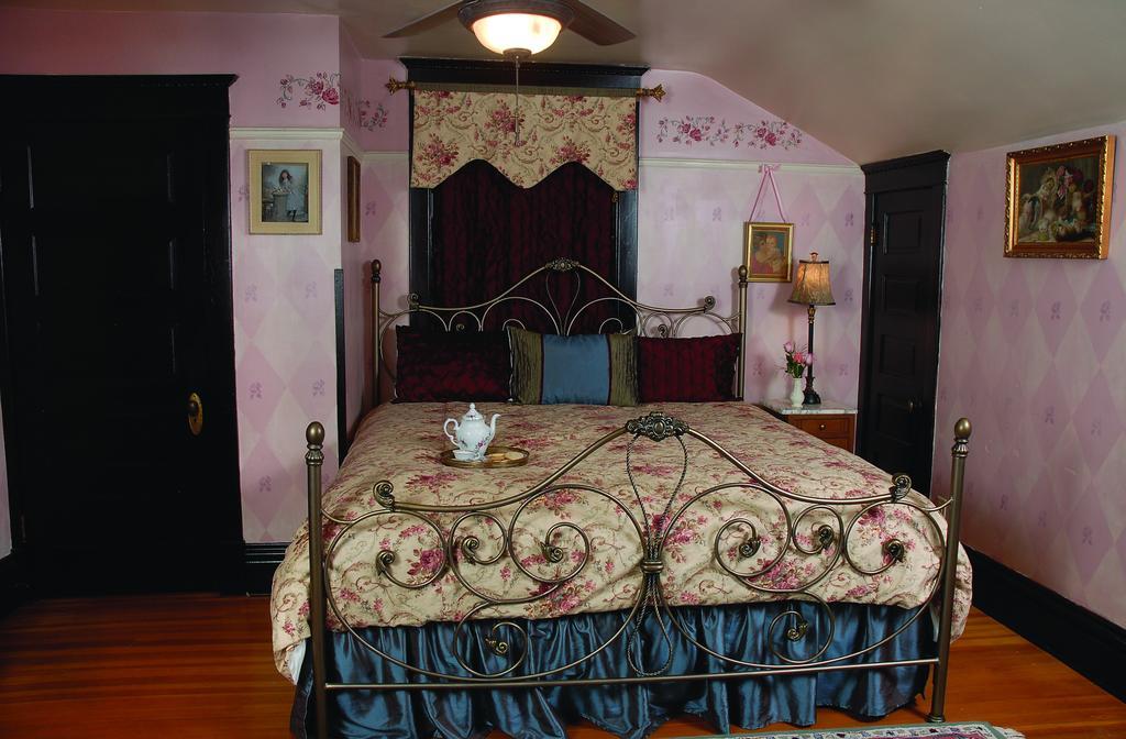 Downtown Historic Bed & Breakfast Albuquerque Room photo