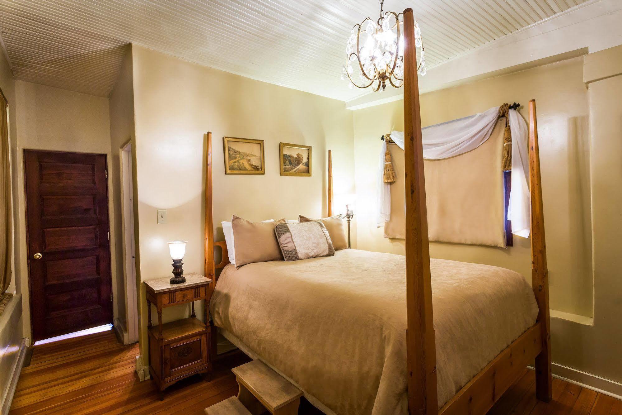 Downtown Historic Bed & Breakfast Albuquerque Exterior photo